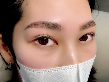 シル 豊中(Cil)の写真/【口コミ高評価*何度でも同価格*大人女子プライベートサロン】パリジェンヌ×ハリウッドブロウリフト¥11000