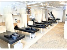 骨盤スタイル鍼灸整骨院 鹿島田院/広々とした院内