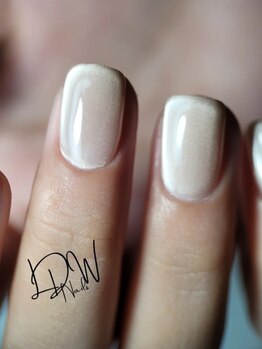 ネイルズエルディーダブリュー(Nails_l.d.w)の写真/≪爪のお悩み相談OK☆≫業界最先端のネイルケア機器【ロシアンビット取扱店】ネイルをお休みしている方にも