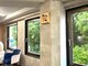 モモ 高円寺(Momo)の写真/緑が見える開放的かつおしゃれなサロン空間で、自分へのご褒美時間が味わえます♪リクライニングチェアも◎