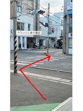 モアビューティー 楽々園店(MORE BEAUTY)/ラランジェ楽々園店が見えます