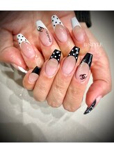 ビースタイル(B-style)/白黒ネイル♪