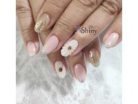 Shiny Nail【シャイニーネイル】