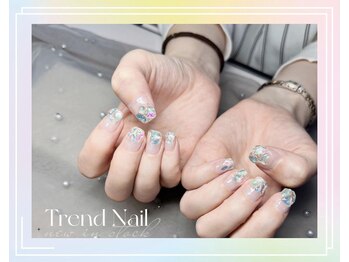 トレンドネイルスタジオ(Trend Nail Studio)/先端部にうるうる氷デザイン
