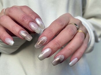ディアブルー 藤沢店(diar blue)の写真/秋のデザインで楽しむニュアンスネイル＊指先から季節感とトレンドを先取り♪次回予約特典あり◎
