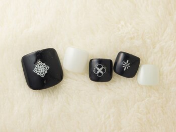 モアネイル 笹塚店(MOAH NAIL)/フットサンプル