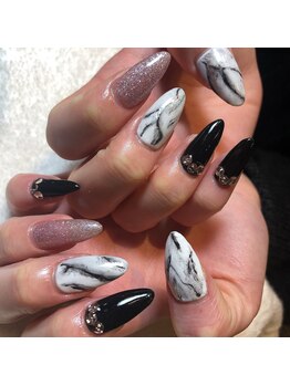 ジェイノヴァール(Jnovart)/