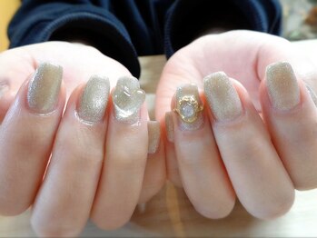 アミュリー ネイル アトリエ(Amury nail atelier)/マグネットネイル メタリック
