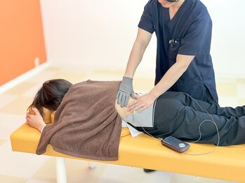 いわくら肩甲骨 骨盤接骨院BTG 一宮千秋/特殊電気×もみほぐし!が最高