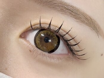 シュシュ(shushu)の写真/20代から30代が多く幅広くご来店いただいております!経験豊富なスタッフが理想の目元デザインをご提案!