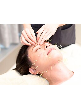 ホウレイ線・たるみ改善！予防ケア