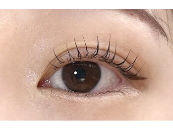 モイマン(moi-man)/まつげパーマでクルッと可愛いく