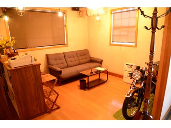 シービー(CB)/待合室