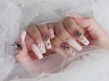 フィオナ 大久保店(Fiona)/クロムネイル