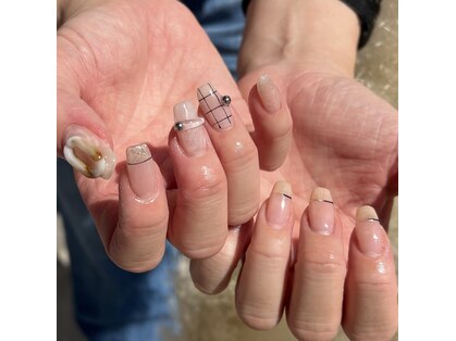 ネイルズラゾ(Nails Lazos)の写真