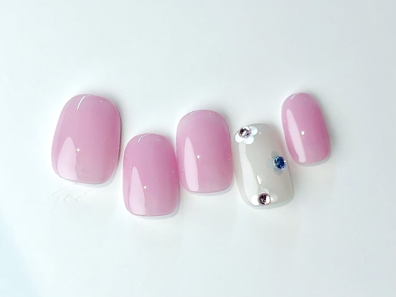 2025年-2026年冬トレンド】ツイード ハンド 夏のネイルデザイン集