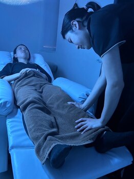 アリエス 福岡天神店/【足のマッサージ】