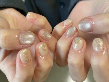 ネイルサロンアンドスクール ミュー(Nail Salon & school mieux)の写真/何度でもオフ無料で、２回目以降も通いやすい！フィルイン一層残し/長持ち&取れないパラジェル使用でモチ◎