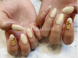 ワンカラー￥３９９０