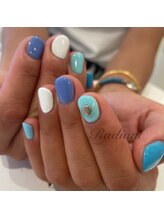 ラディアント 学芸大学(Radiant)/マリンカラー