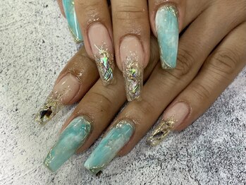 イビズ 新宿店(eviz)/ターコイズブルー