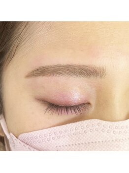 エルブリンク(elblink)/ノーメイクでも映える眉