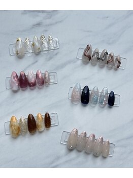 simple nail design ：。：゜：