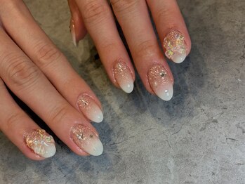 ユイリー(Yuily)の写真/SNSで話題！［enoiぷるマグ/微粒子マグネットあり★］最新トレンドネイルで最高に可愛い洗練された指先に♪