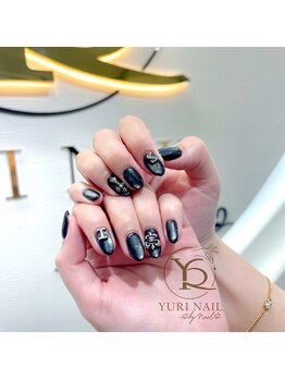 ユリナリタ(YuRi Narita)/