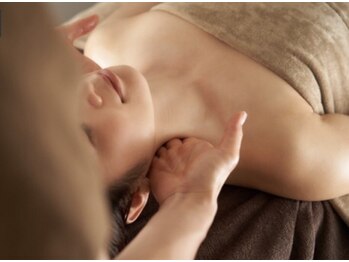 ジラソーレ(GIRARSOLE)/全身をオイルトリートメント!