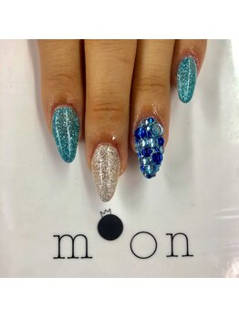 ミューネイル プラスムーン 桜本町店(MYU NAIL +moon)/夏に人気のブルーラメ！