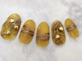 シアーカラー秋ネイル