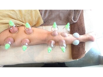 ノームノーム(noam noam)/下肢カッピングで足先ポカポカ