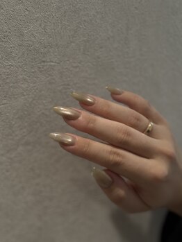 ロミー(Rommy)/うる艶マグネットネイル