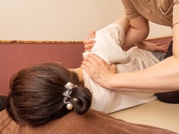 リラクゼーションアンド整体 エンジョイ(Enjoy)の写真/【整体60分コース】首・肩・背中のコリを整体でしっかりケア。眠りが浅い・疲れが抜けにくい方におすすめ◎