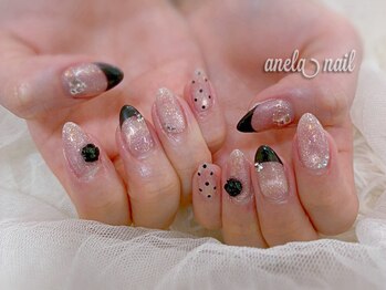 アネラネイル(anela nail)の写真/【写真：デザインフリー】豊富なカラー、パーツをご用意◎お手元から上品を演出いたします♪