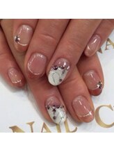 クリスタルネイル ボンベルタ橘店(CRYSTAL NAIL)/フレンチネイル