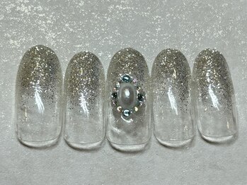 ネイルアンドアイラッシュ ネネ/ラメ パール ストーンアート