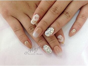 ネイルサロン ビューティーマジック 川口店/ フレンチネイル　グラデ