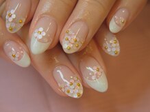 アールローズ(R-rose)/お花フレンチネイル