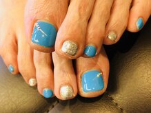 プラハネイル(+HER 美甲)/ライン×ストーン