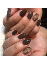 ジェイノヴァール(Jnovart)/