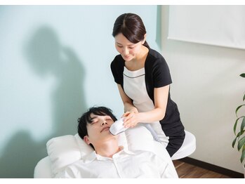 ヒゲマスター 小田原店/ヒゲ脱毛　施術風景