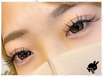 バニーラッシュ(Bunny Lash)/【ディープボリュームラッシュ】