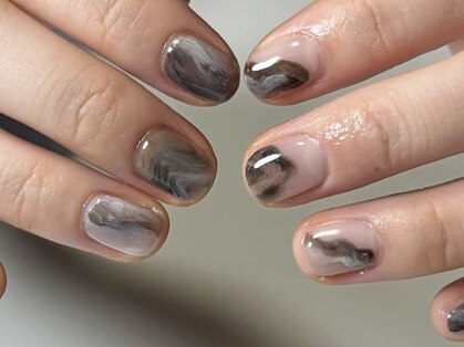 トーンネイル(tone nail)の写真