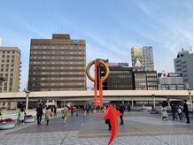 ラルナ 上野店(La Luna)/エスカレーターを降りたら左へ