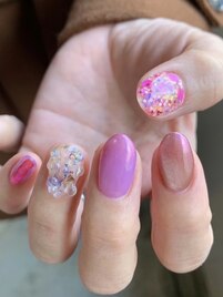 個性派ガーリーネイル