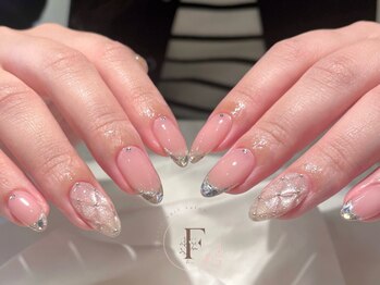 フルゥイケブクロ(fl`IKEBUKURO.)の写真/*持ち込み◎120分つけ放題¥11,480*ブライダルネイルも◇パラジェル使用/フォルムと艶にこだわる上品design