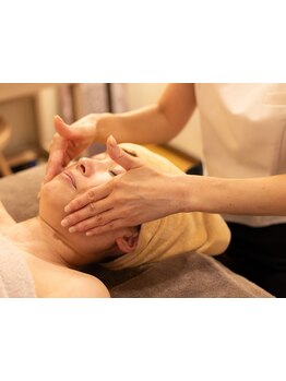 ホウレイ線・たるみ改善！予防ケア