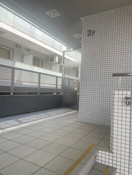 ラディーチェ アイラッシュ(Radice eyelash)/当店の入り口2